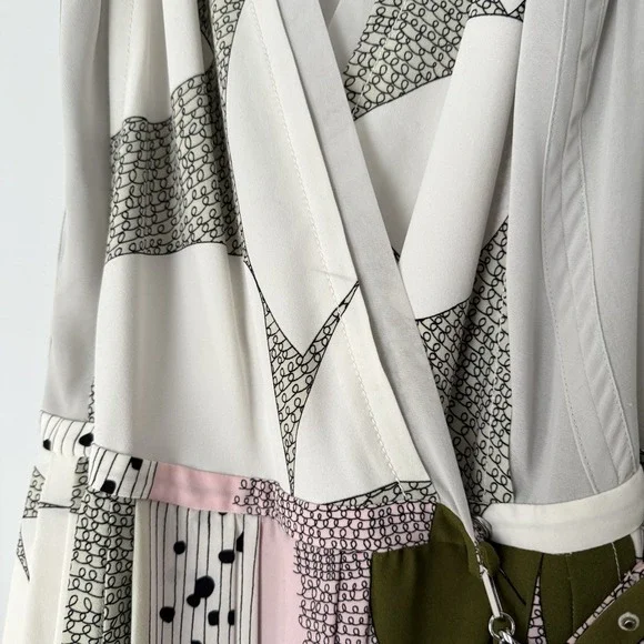 Diane von Furstenberg 2 Wrap Dress Silvertone Chain Close Mixed Print DVF